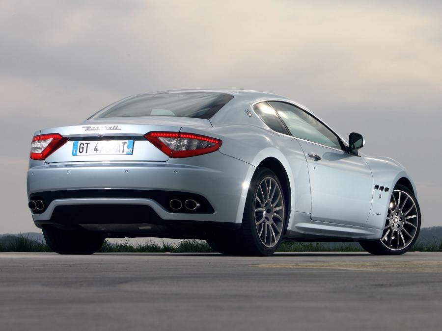  Maserati GranTurismo S Automatic 2009 года  (фото 9 из 86)